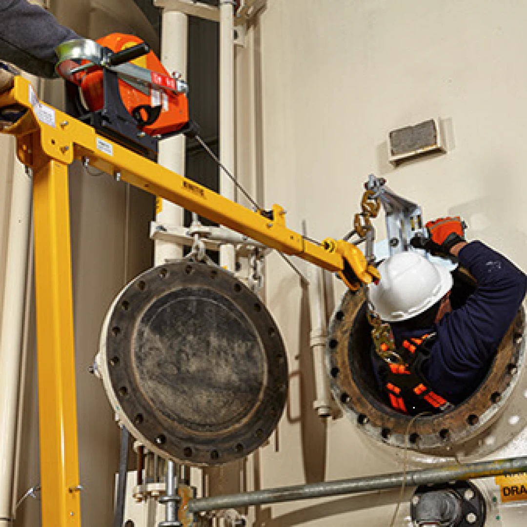 POLE HOIST 5