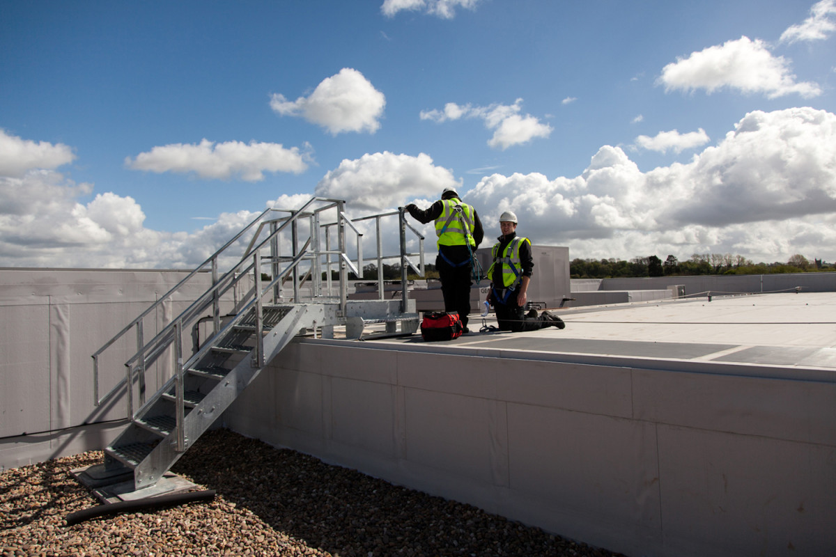 Common myths associated with ladders in the workplace | Eurosafe