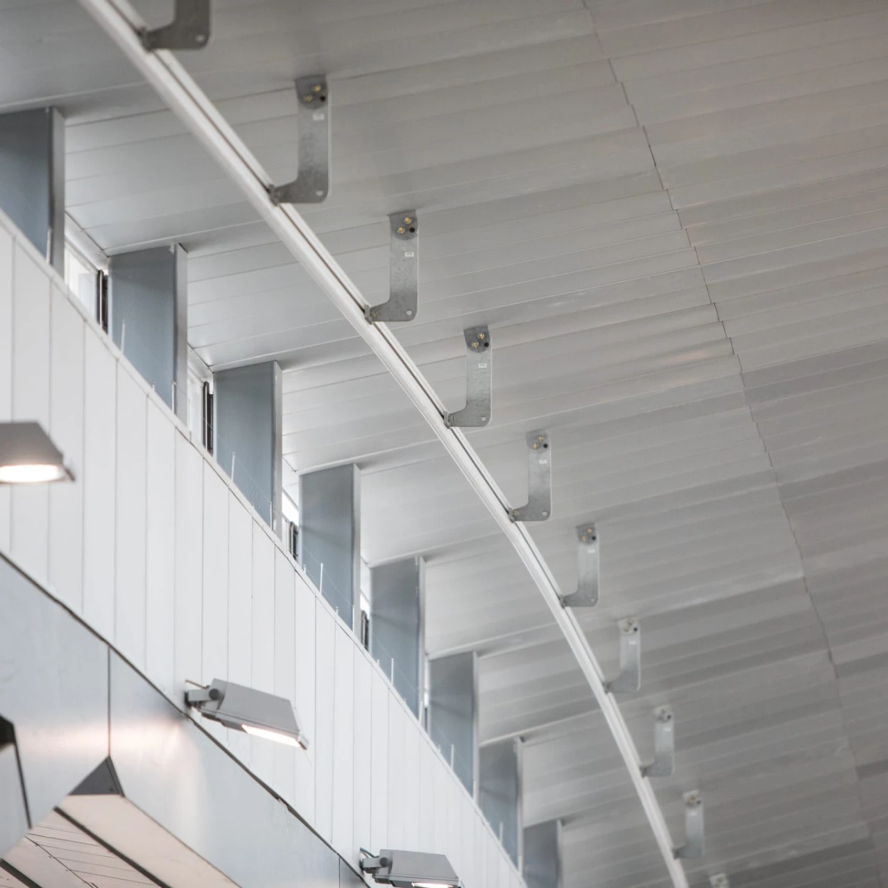 Monorails in London Bridge