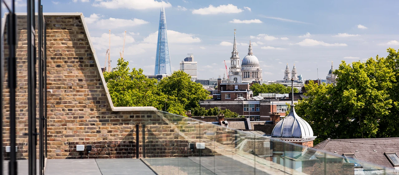 1R0A0896 - Glazed Balustrade