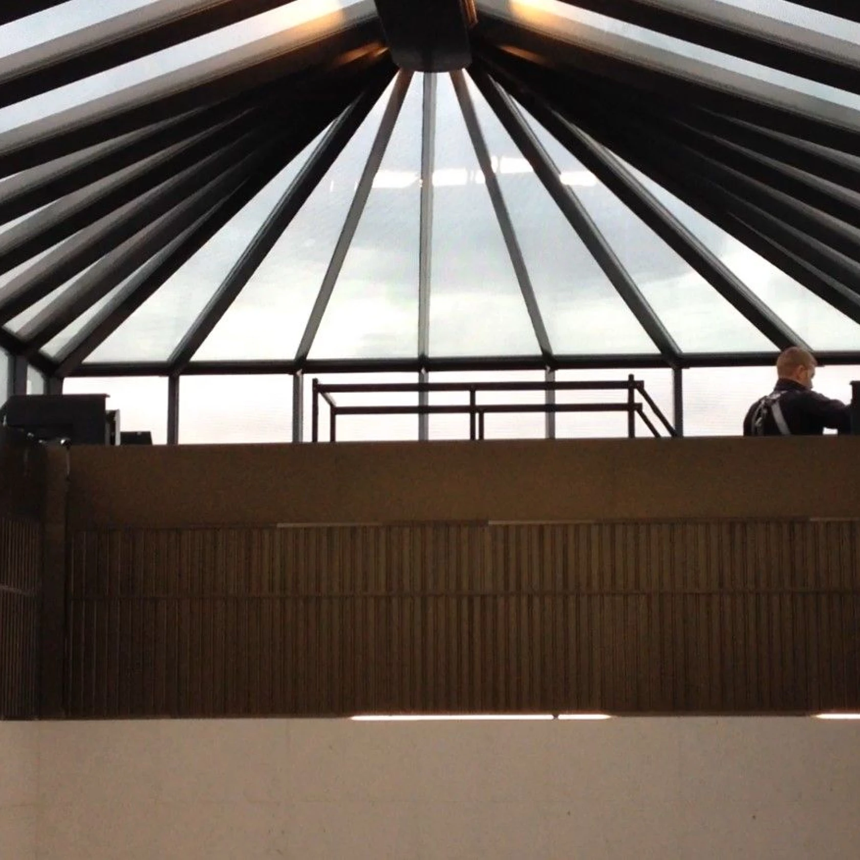 Harrods - Travelling Gantry - Case Study