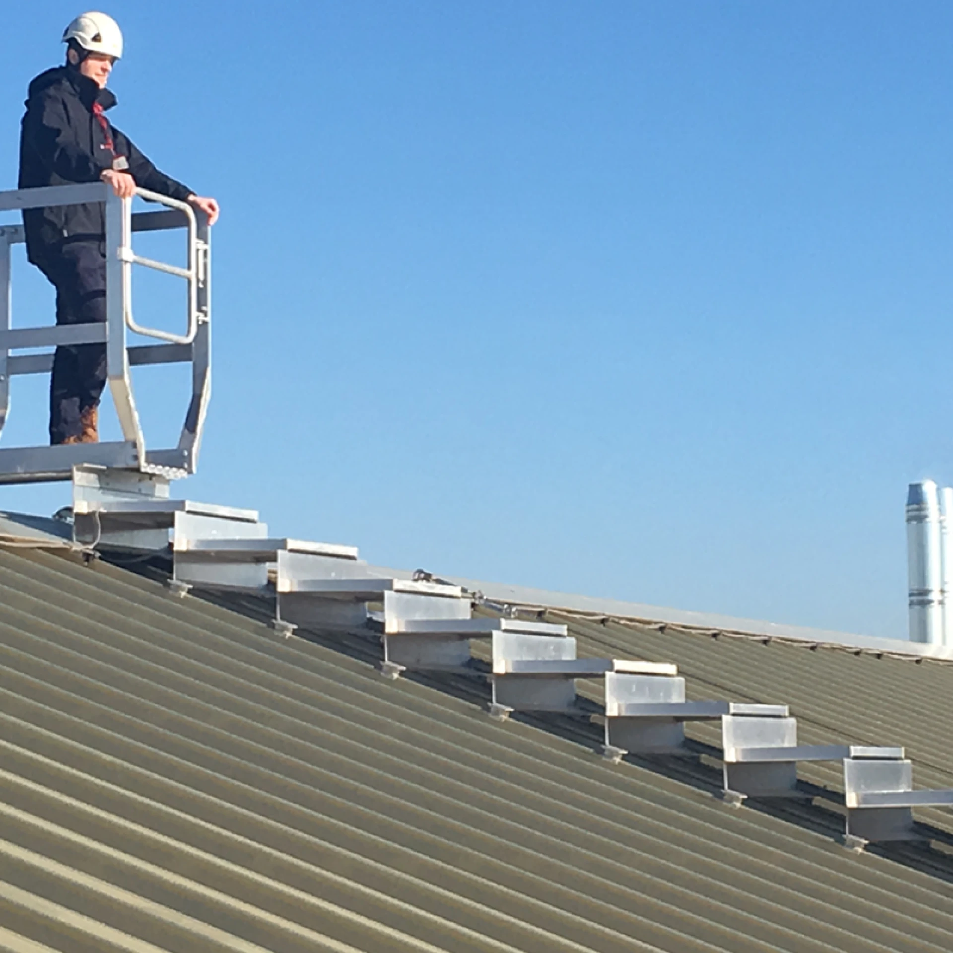 A guide to different types of ladders | Eurosafe