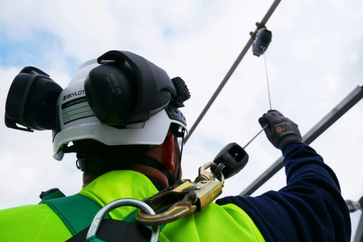 Mansafe Wire Rope System Horizontal Systems - Mansafe Systems | Eurosafe